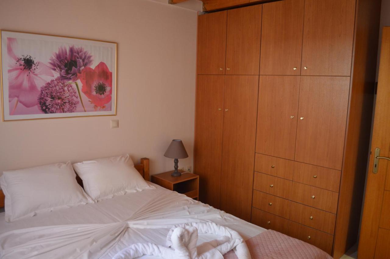 Anastasias Apartment Center City By Dimitropoulos Aigio Eksteriør billede